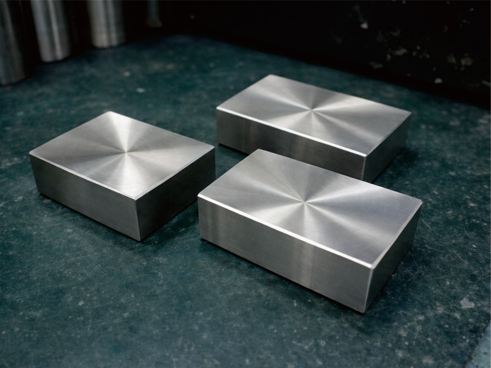 Rectangular titanium sputtering target