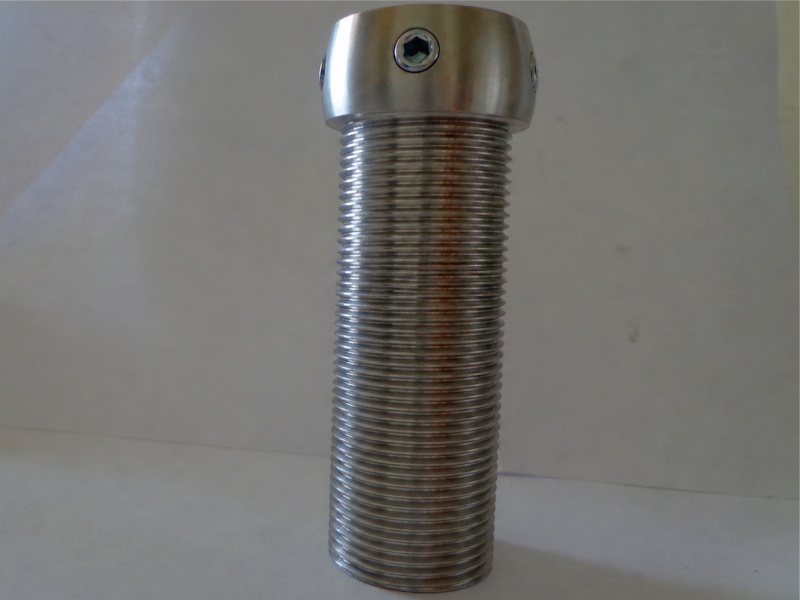 Tube Adapter with Thread