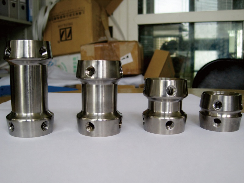 Double Ended Adapter with Receiver