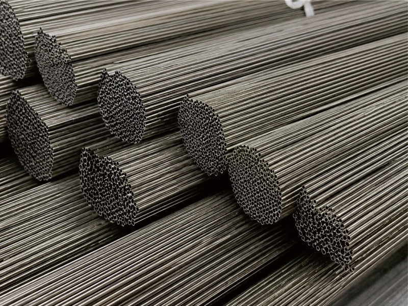 Titanium capillary tubes and small diameter titanium tubes