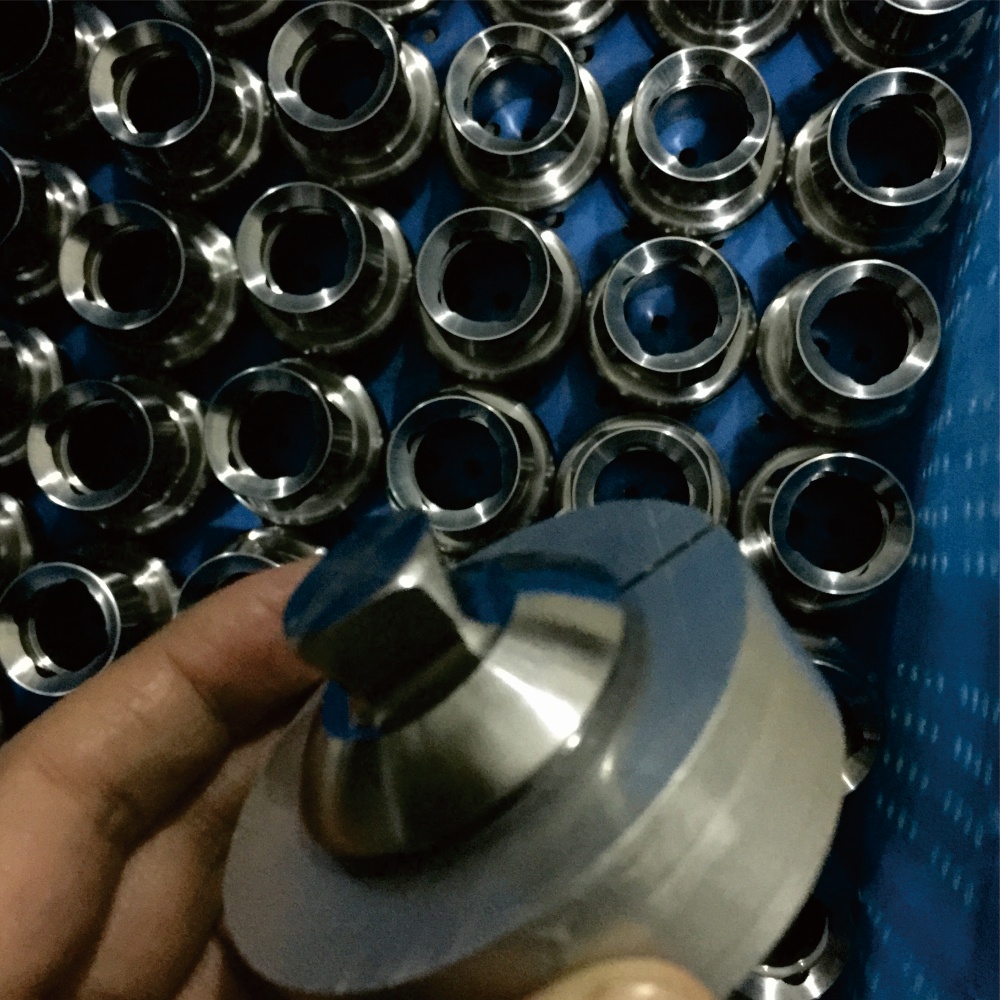 Pyramid adapter CNC machined for prosthetic systems