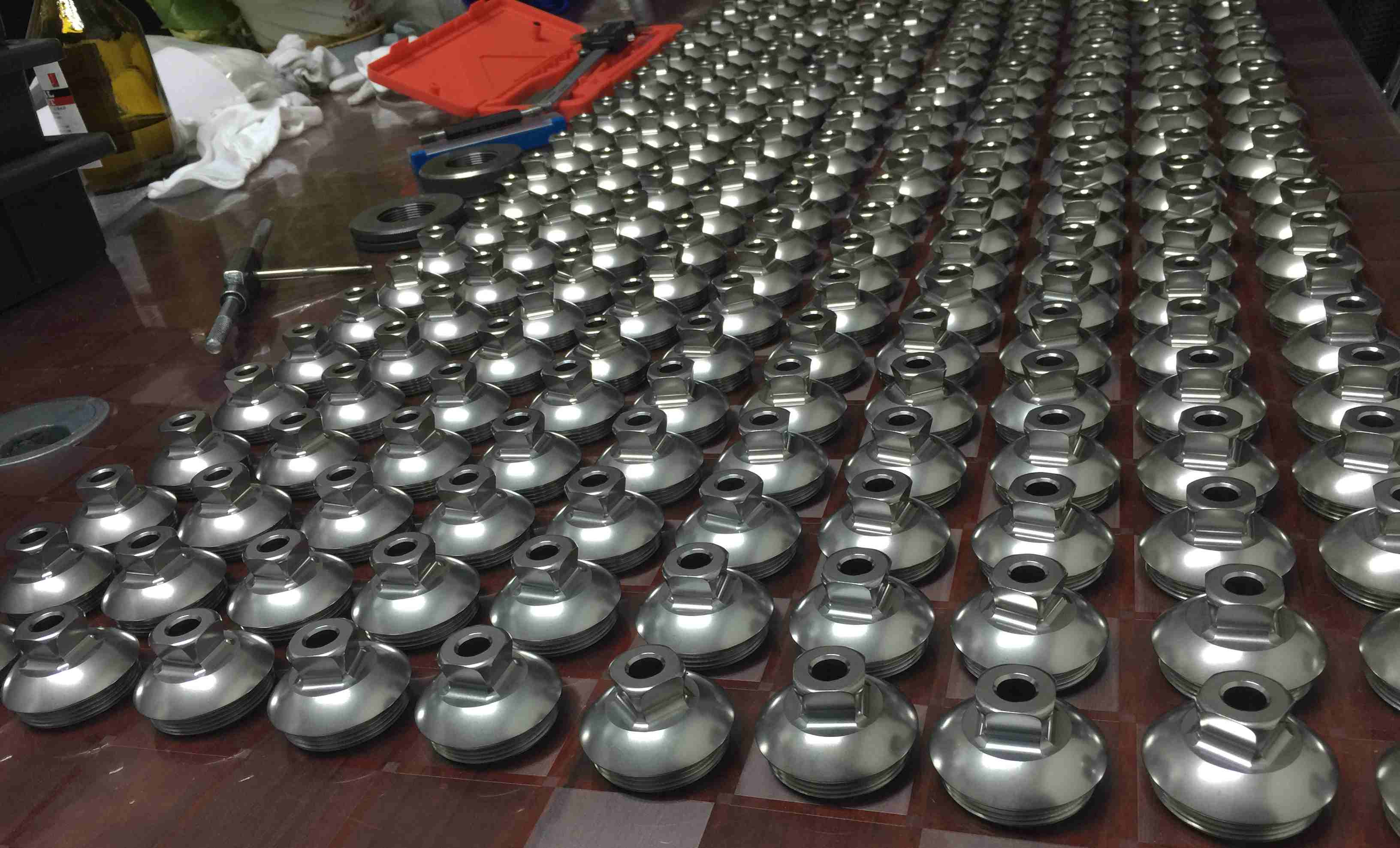 rotating pyramid adapter with hole male prosthetic components in batch production for lower-limb prosthetic systems
