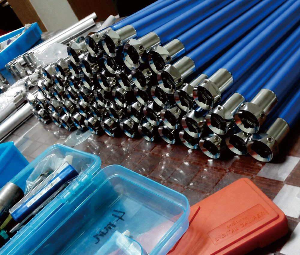 tube adapter pylon with aluminum tube for lower limb prosthetic assembly