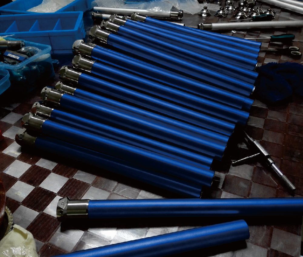 pylon tube with adapter and machined tube head for prosthetic component connection