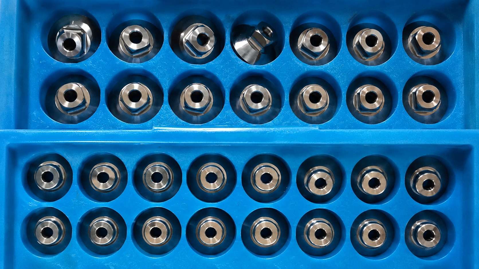 Rotating adapters for modular prosthetic components