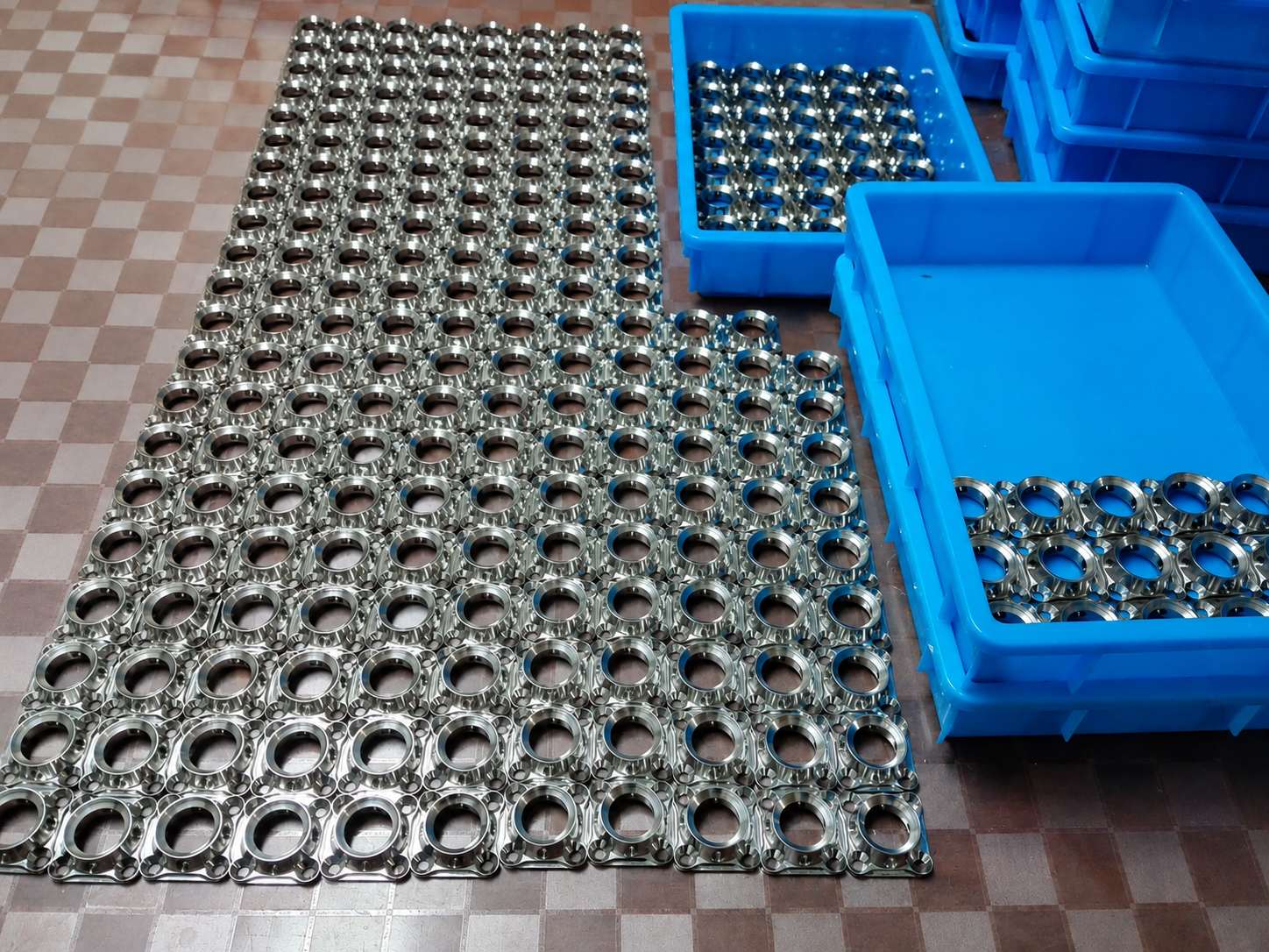 titanium 4-hole female receiver adapters for prosthetic components