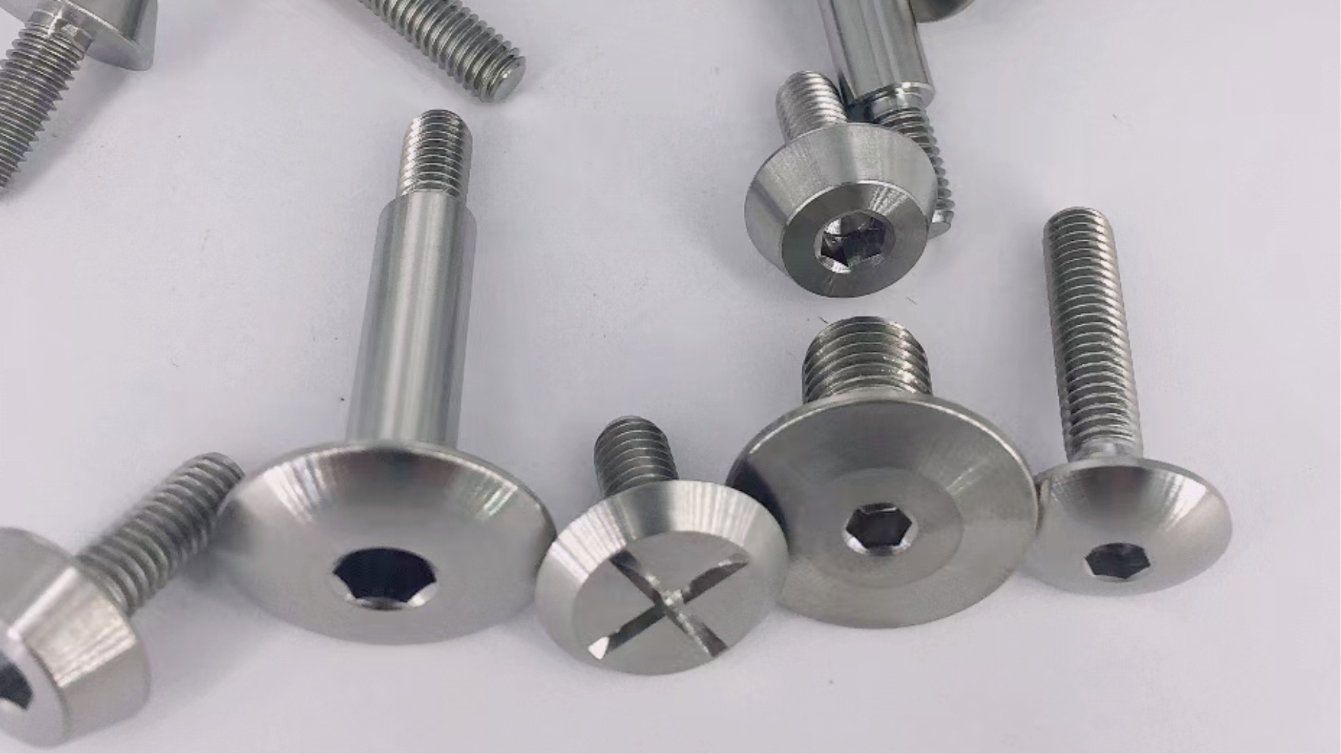 Custom Titanium Fasteners Material Selection Guide for OEM Projects