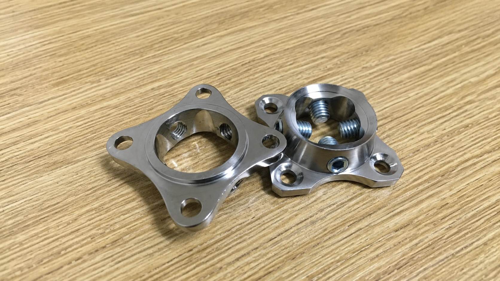 4-Hole Socket Adapters for Modular Prosthetic Components