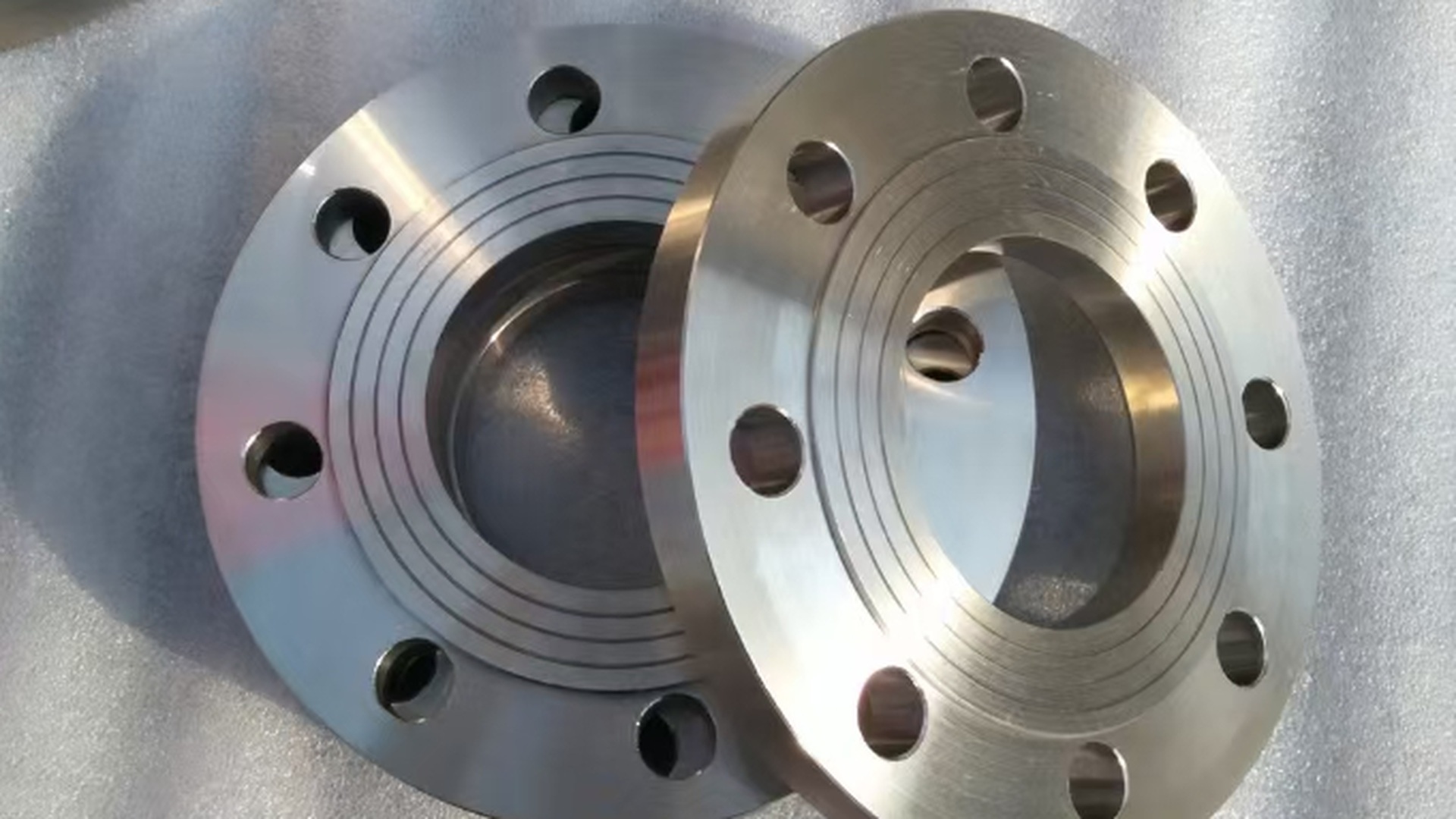 Custom Titanium Flanges: CNC Machining, Design Features and OEM Production