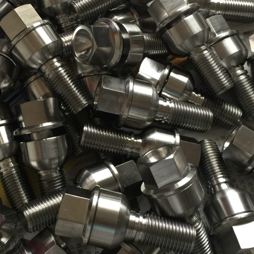 Anodized Titanium Wheel Lug Bolt