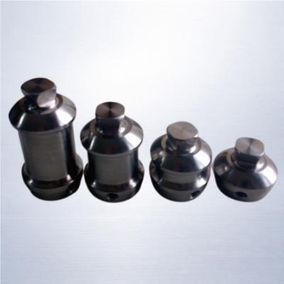 Double Ended Adapter with Pyramid