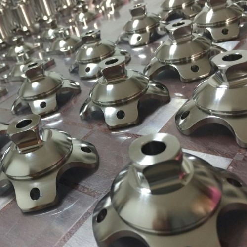 Pediatric 4 arms connector