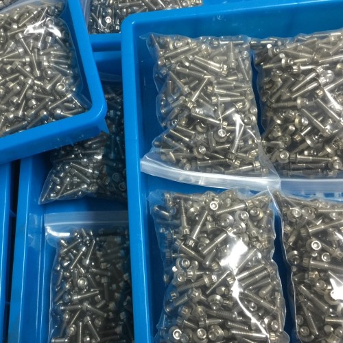 Titanium Split Rim Bolts